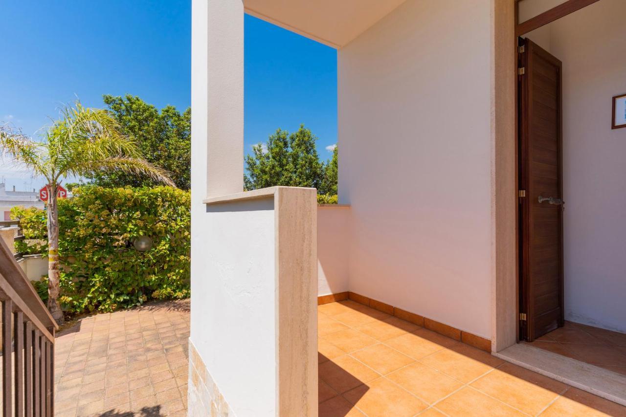 Villa Cieloazzurro By Barbarhouse Sant Isidoro  Exterior photo