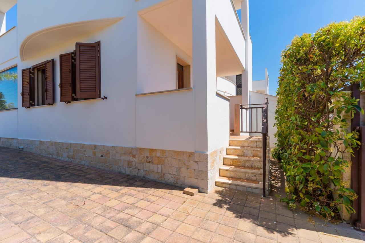 Villa Cieloazzurro By Barbarhouse Sant Isidoro  Exterior photo